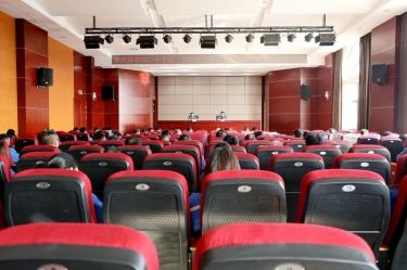 開拓創(chuàng)新 勇往直前 | 景興紙業(yè)召開2023年度中層干部任命及生產經營計劃下達管理工作會議