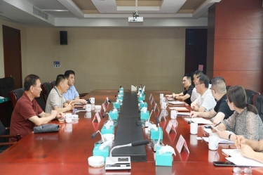 江山市委副書(shū)記、市長(zhǎng)徐明峰率隊(duì)赴景興紙業(yè)調(diào)研